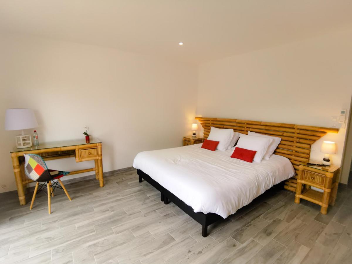 Domaine Des Bois Argentes Bed and Breakfast Saugirard Eksteriør billede